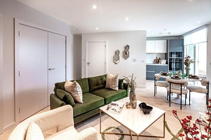 1 Bedroom Flat For Sale In Verdica, Crogsland Road, NW1