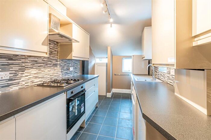 2 Bedroom Flat To Rent In Warton Terrace, Heaton, NE6