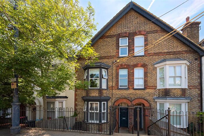 4 Bedroom Terraced House For Sale In Harbour Street, Whitstable, CT5