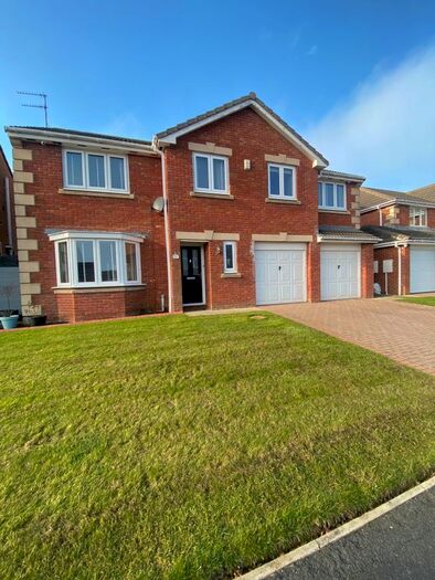 4 Bedroom Property To Rent In Lapwing Road, Hartlepool, TS26