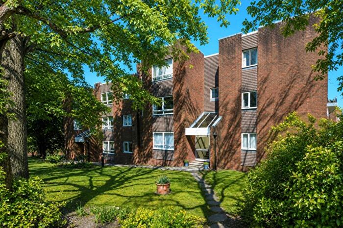 2 Bedroom Apartment To Rent In Albury Road Guildford, GU1