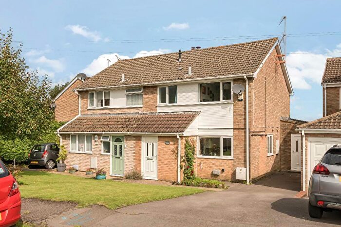 3 Bedroom Semi-Detached House For Sale In Shakespeare Road, Whiteway, Dursley, GL11