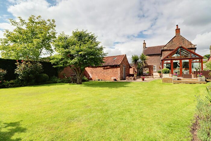 4 Bedroom Detached House For Sale In Upperthorpe Road, Westwoodside, Lincolnshire, DN9
