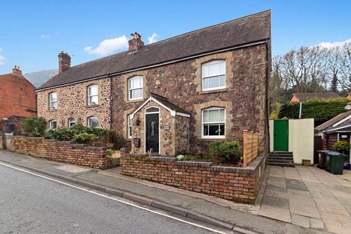 3 Bedroom Semi Detached House For Sale In Newtown Road, Malvern, WR14