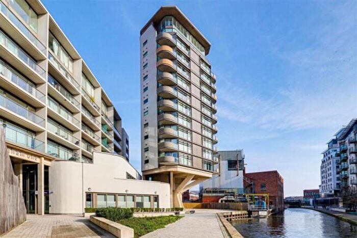 1 Bedroom Apartment For Sale In Apartment, Nottingham One Tower, Canal Street, Nottingham, NG1