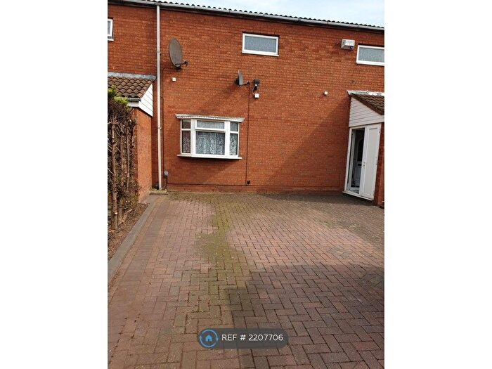 3 Bedroom Terraced House To Rent In Showells Gardens, Birmingham, B7