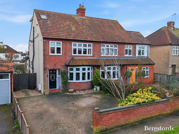 4 Bedroom Semi Detached House For Sale In Fourth Avenue, Chelmsford, CM1