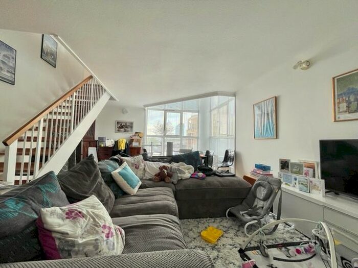 2 Bedroom Maisonette To Rent In Surrey Quays, London, SE16