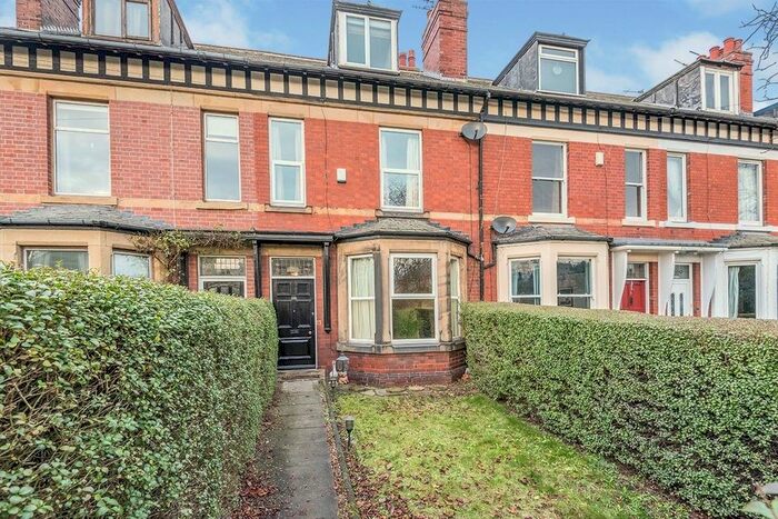 4 Bedroom Terraced House To Rent In Aberford Road, Woodlesford, Leeds, West Yorkshire, LS26