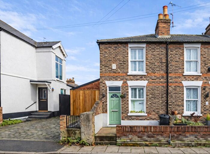 2 Bedroom End Of Terrace House For Sale In Inkerman Road, St. Albans, Hertfordshire, AL1