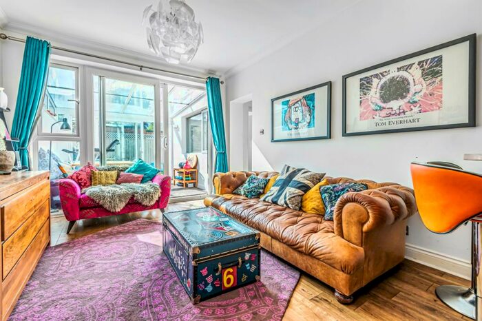 3 Bedroom Apartment To Rent In Braemore Road Hove, BN3