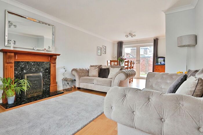 4 Bedroom Semi-Detached House For Sale In The Maltings, Nafferton, YO25