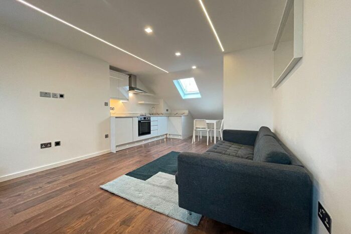 1 Bedroom Flat To Rent In Kings Road, London, NW10