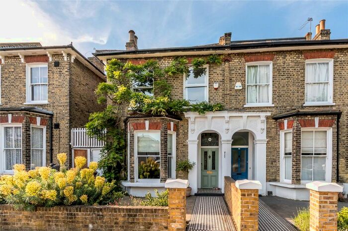 4 Bedroom Semi-Detached House To Rent In Ashbourne Grove, East Dulwich, London, SE22