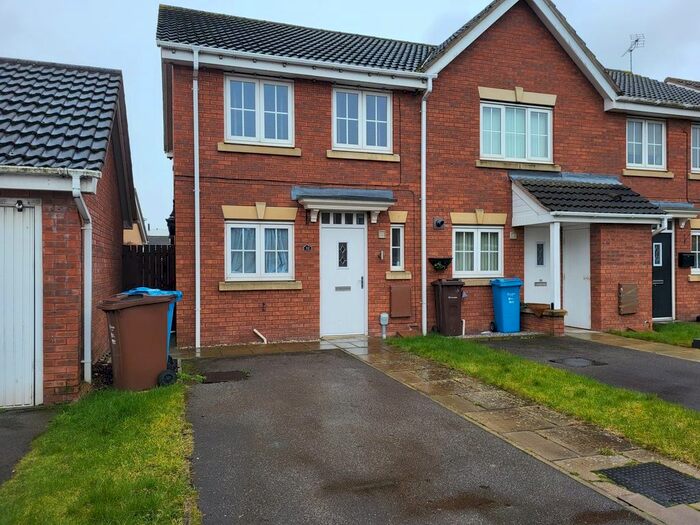 2 Bedroom Semi-Detached House To Rent In Acasta Way, Hull, HU9
