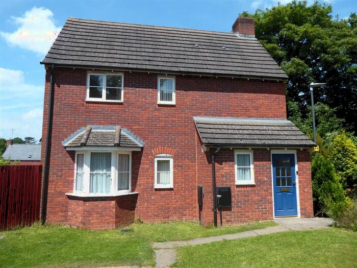3 Bedroom End Of Terrace House To Rent In Downham Court, Dursley, GL11