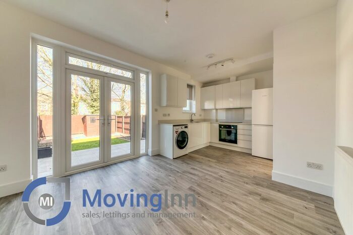 3 Bedroom Terraced House To Rent In Churchmore Road, Streatham Common, SW16