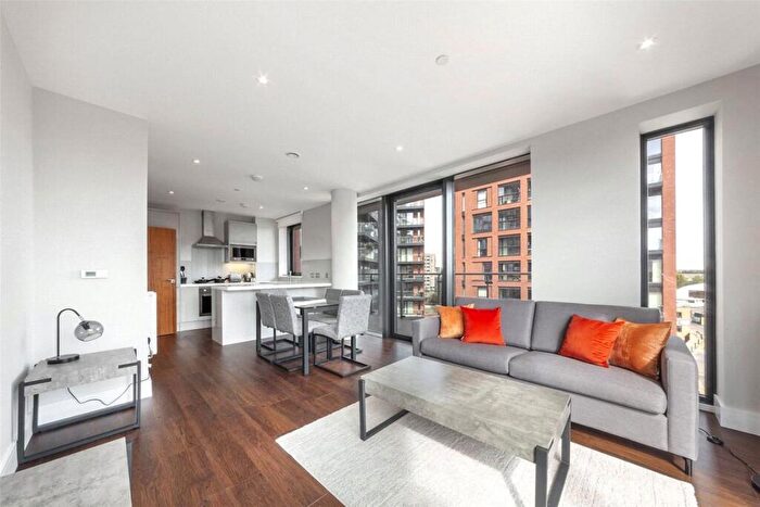 3 Bedroom Flat For Sale In Leamouth Road, Orchard Wharf, E14