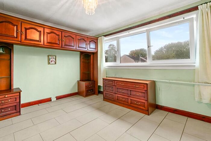 2 Bedroom Semi-Detached House For Sale In Archerhill Road, Knightswood, G13