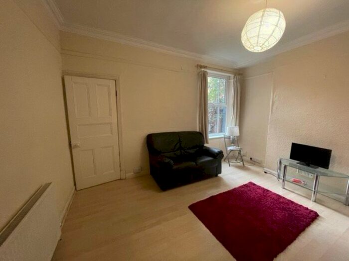 4 Bedroom Terraced House To Rent In Hartopp Road, Leicester, LE2