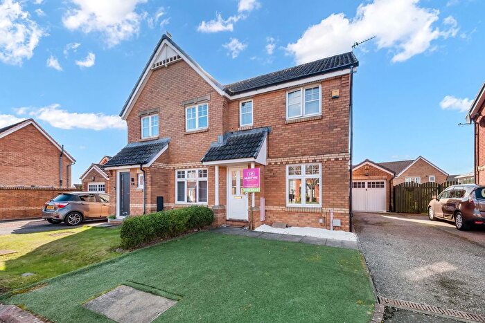 2 Bedroom Semi Detached House For Sale In Alder Place, Dundee, DD5