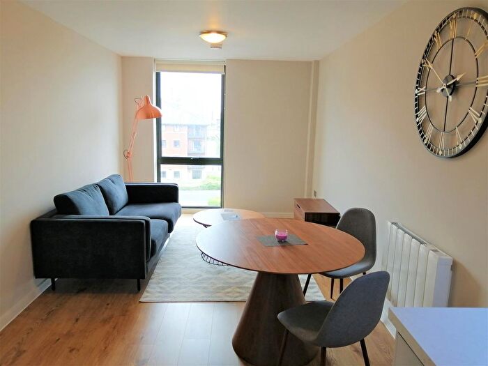 1 Bedroom Flat For Sale In Quay Central, Liverpool Waters, L3