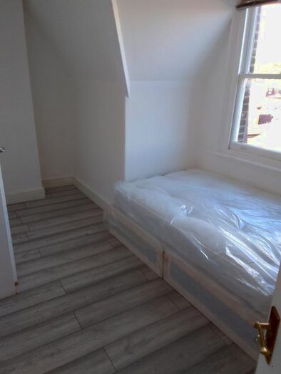 1 Bedroom Flat To Rent In London Road, Croydon, CR0