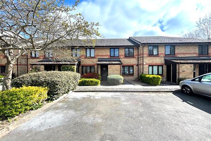 1 Bedroom Apartment To Rent In Maple Gate, Marjorams Avenue, Loughton, IG10