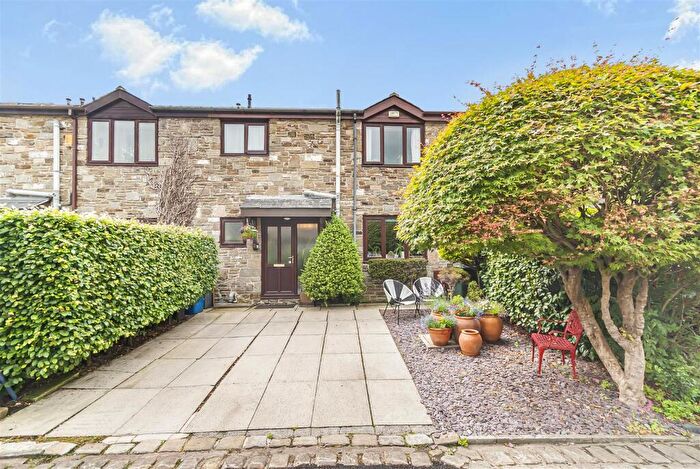 3 Bedroom Terraced House For Sale In Johnny Barn Cottages, Rossendale, BB4