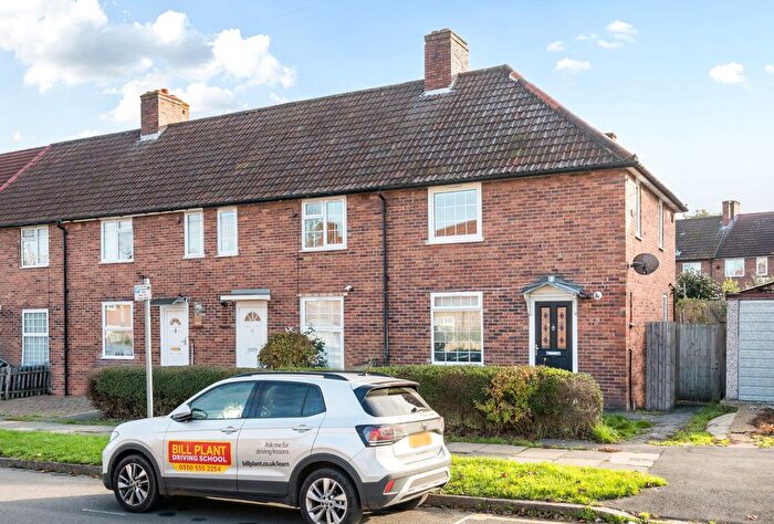 3 Bedroom End Terrace House For Sale In Abbotsbury Road, Morden, SM4