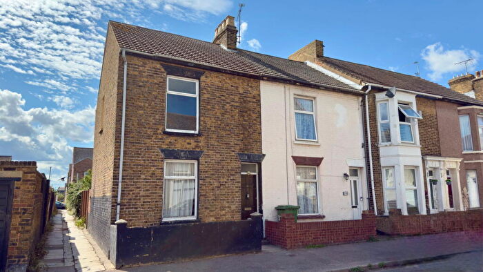 2 Bedroom End Of Terrace House For Sale In Meyrick Road, Sheerness, ME12