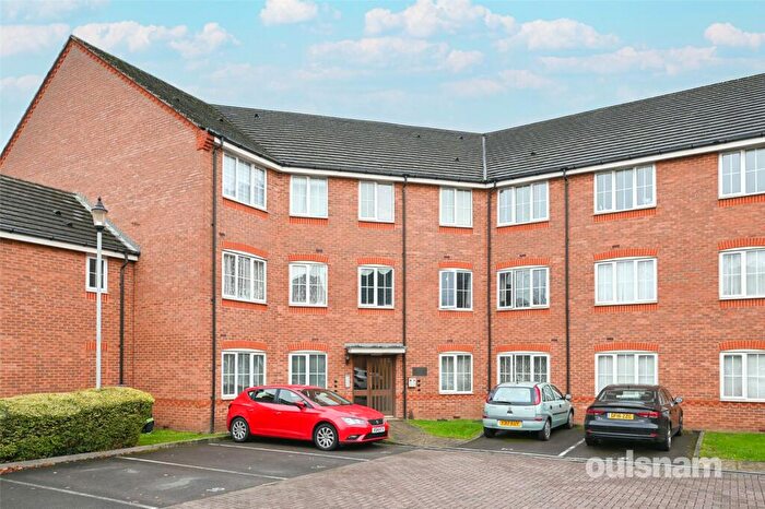 1 Bedroom Apartment For Sale In Ashwood Close, Oldbury, West Midlands, B69