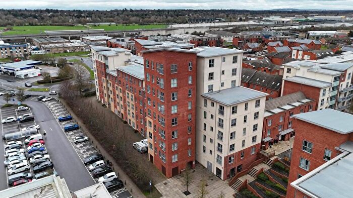 2 Bedroom Apartment For Sale In Lansdowne House, Moulsford Mews, Reading, RG30