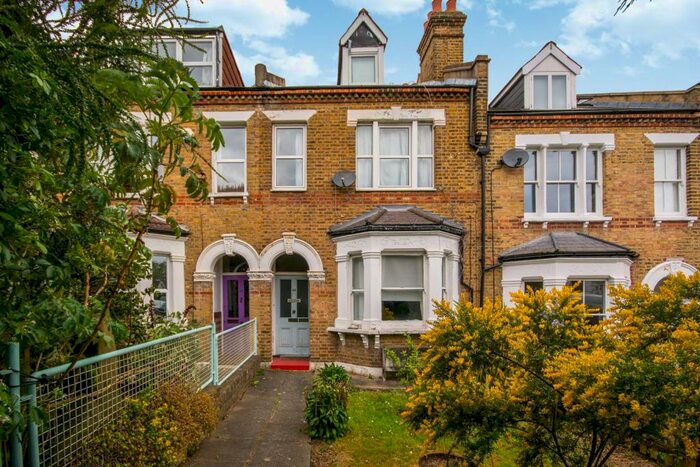 1 Bedroom Flat To Rent In Overhill Road, East Dulwich, London, SE22
