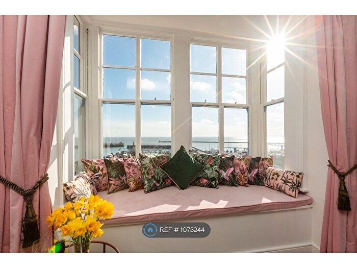 3 Bedroom Flat To Rent In Prospect Terrace, Ramsgate, CT11