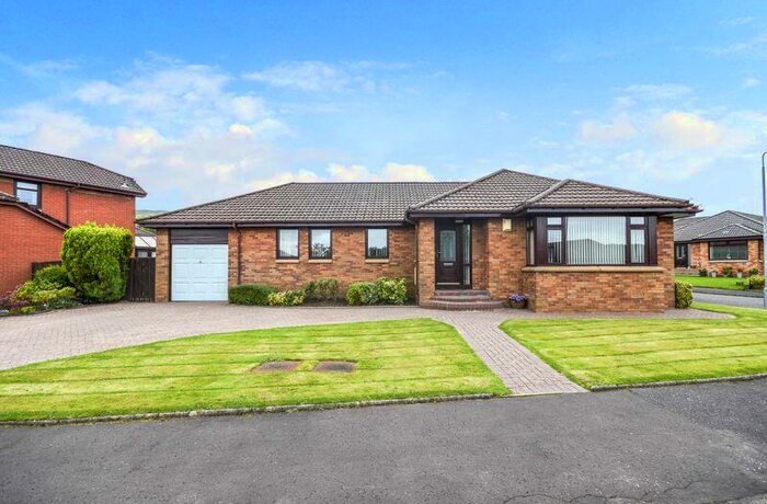 3 Bedroom Bungalow To Rent In South Dumbreck Road, Kilsyth, G65