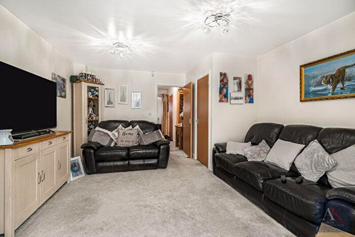 3 Bedroom Terraced House For Sale In Coppy Bridge Drive, Rochdale, OL16