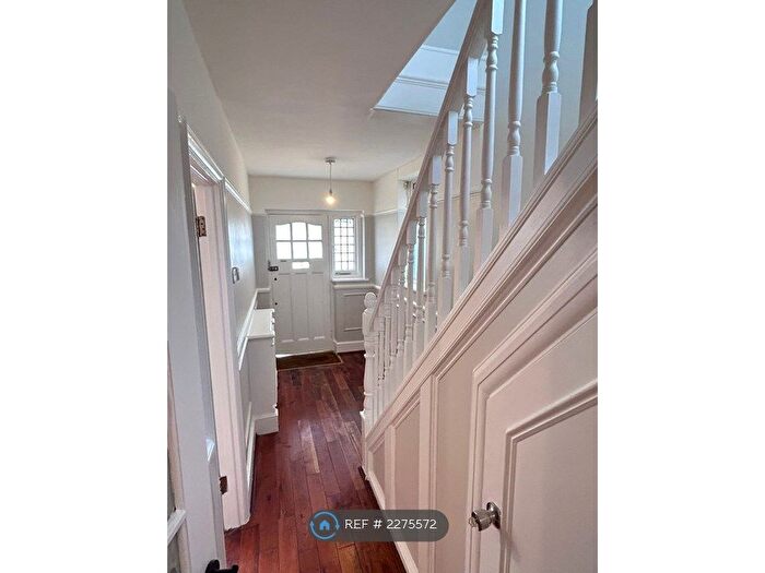 3 Bedroom Semi-Detached House To Rent In Zermatt Road, Thornton Heath, CR7