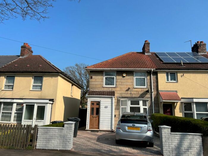 3 Bedroom Semi-Detached House To Rent In Kingscliff Road, Small Heath, Birmingham, B10
