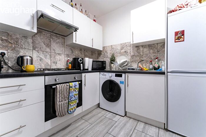 5 Bedroom End Of Terrace House To Rent In First Avenue, Hove, East Sussex, BN3