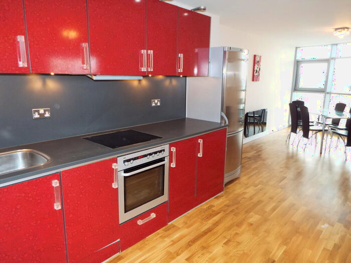 2 Bedroom Apartment To Rent In Altolusso, Bute Terrace, Cardiff, CF10