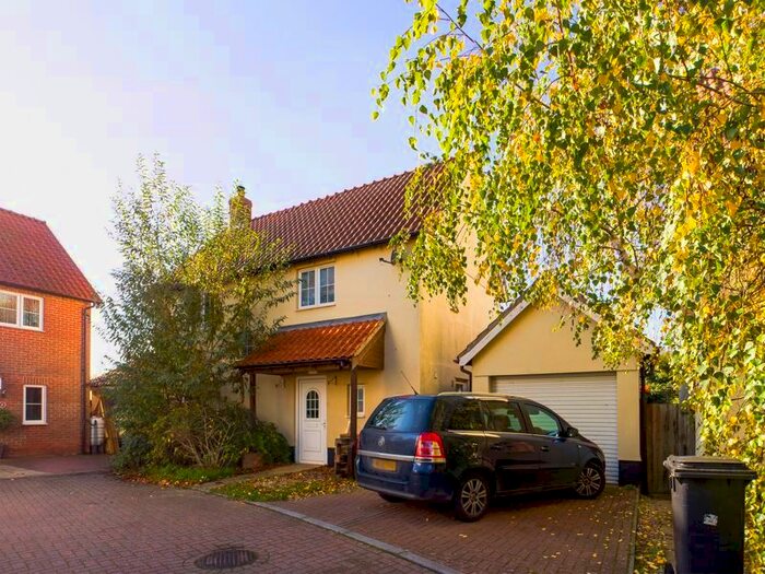 3 Bedroom Detached House For Sale In Muriel King Close, Hessett, Bury St. Edmunds, IP30
