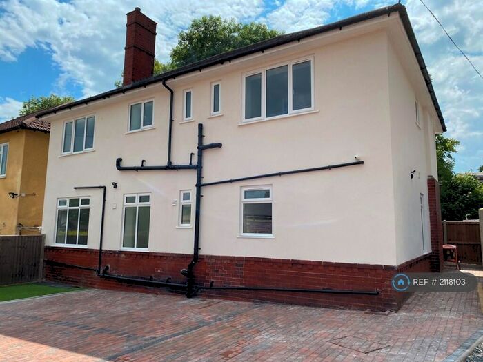 1 Bedroom Flat To Rent In Porthill, Newcastle U Lyme, ST5