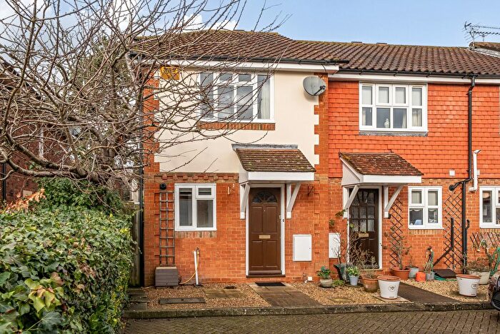 2 Bedroom End Terrace House For Sale In Hollyhedge Road, Cobham, KT11