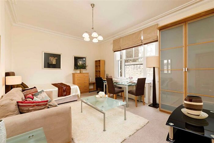 Studio To Rent In Ashburn Gardens, South Kensington, SW7