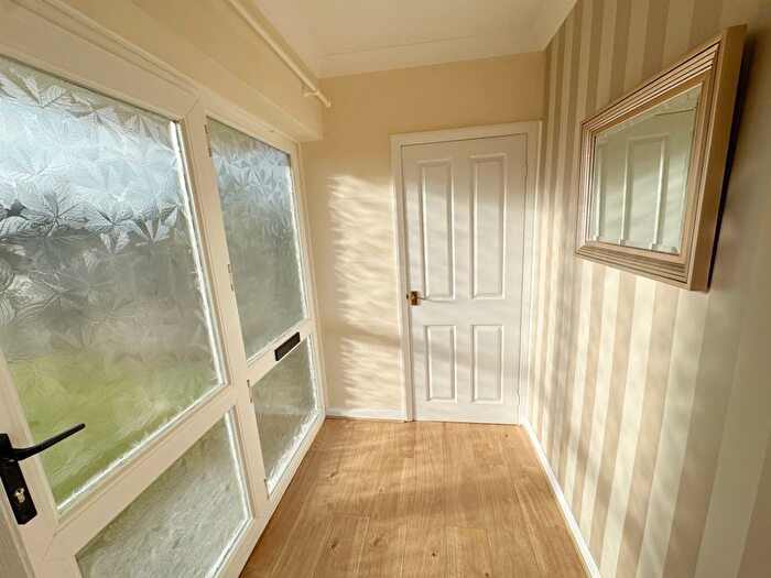 2 Bedroom Detached Bungalow For Sale In Elms View, Great Gonerby, Grantham, NG31