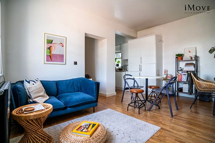 1 Bedroom Flat To Rent In Waldegrave Road, Crystal Palace, London, SE19