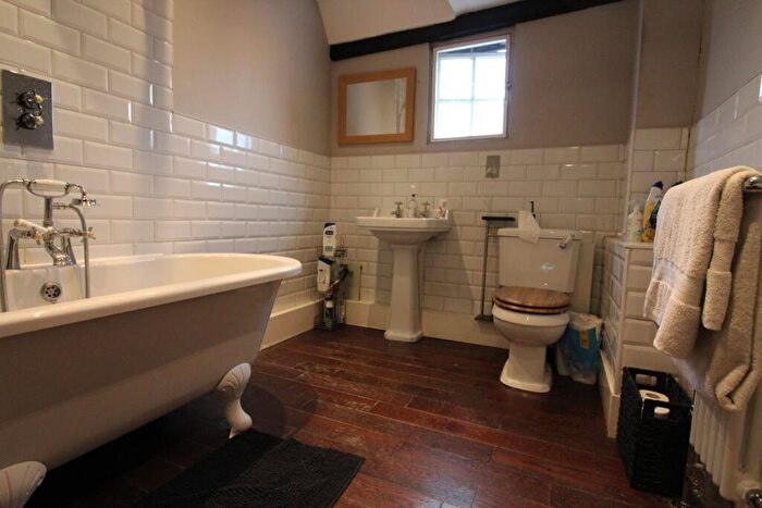 3 Bedroom Maisonette For Sale In Royston Road, Baldock, SG7