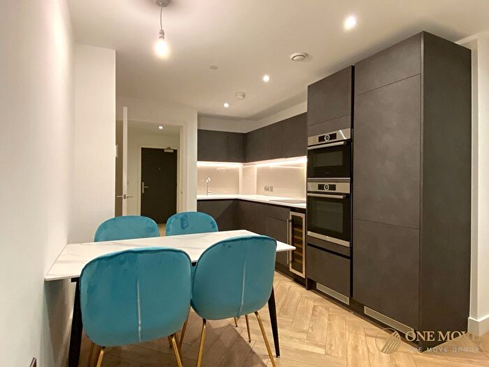 1 Bedroom Flat To Rent In Silvercroft Street, Manchester, M15