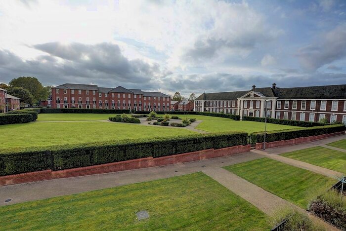 2 Bedroom Flat To Rent In Lowbridge Walk, Claremont, Bilston, West Midlands, WV14